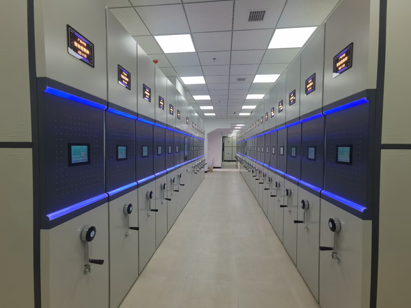 智能密集架 + 人事档案管理：让档案管理更省心「虎恒智能」